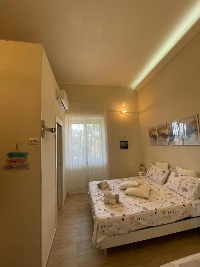 Dimora Miradois Apartment Naples